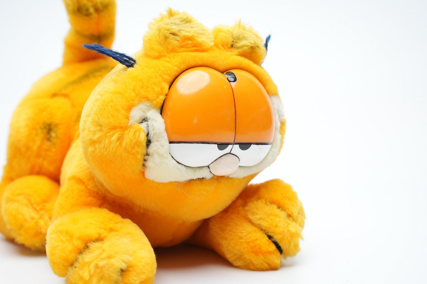 Garfield Cuddle Plush – 15 cm (5.9 inch) – United Feature Syndicate