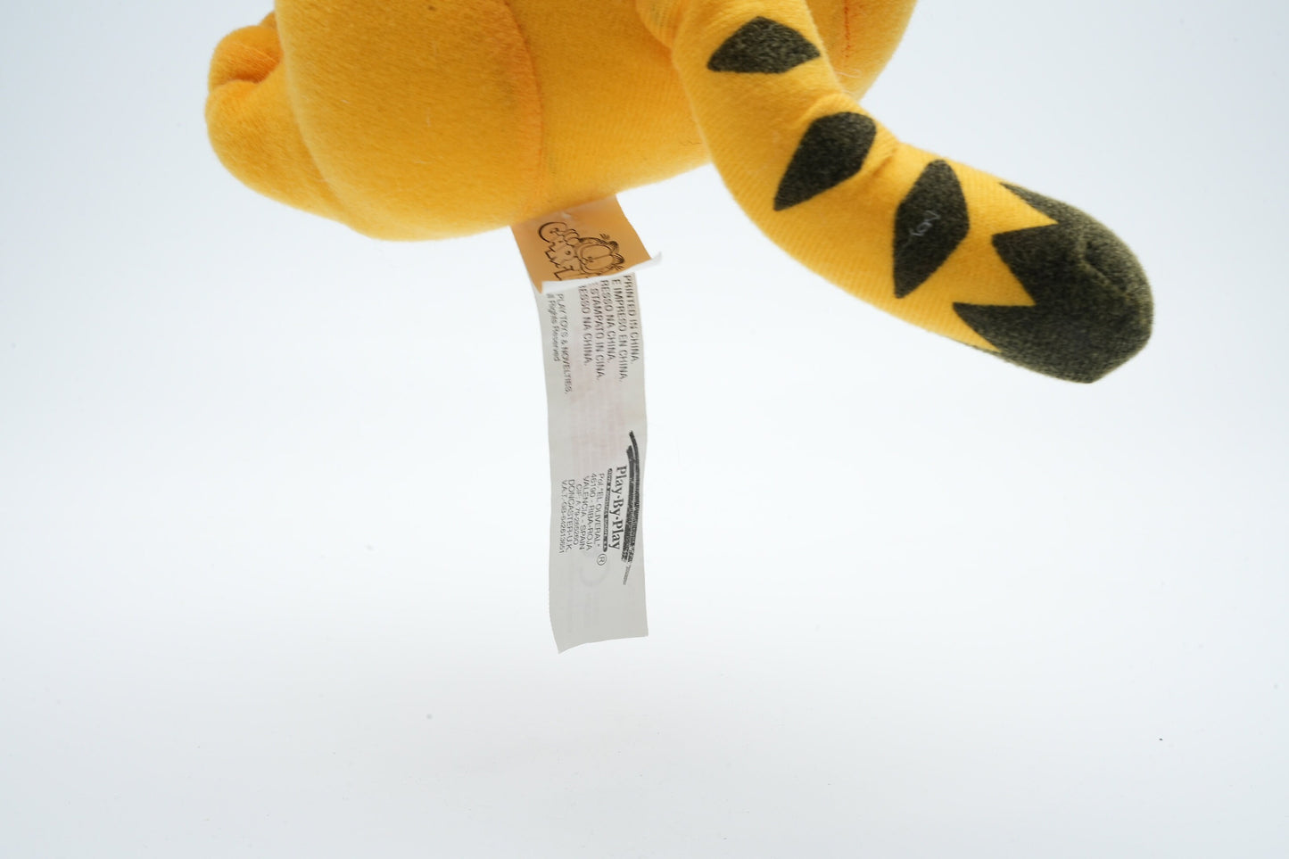 Garfield die ligt op de grond | schattige Garfield plush