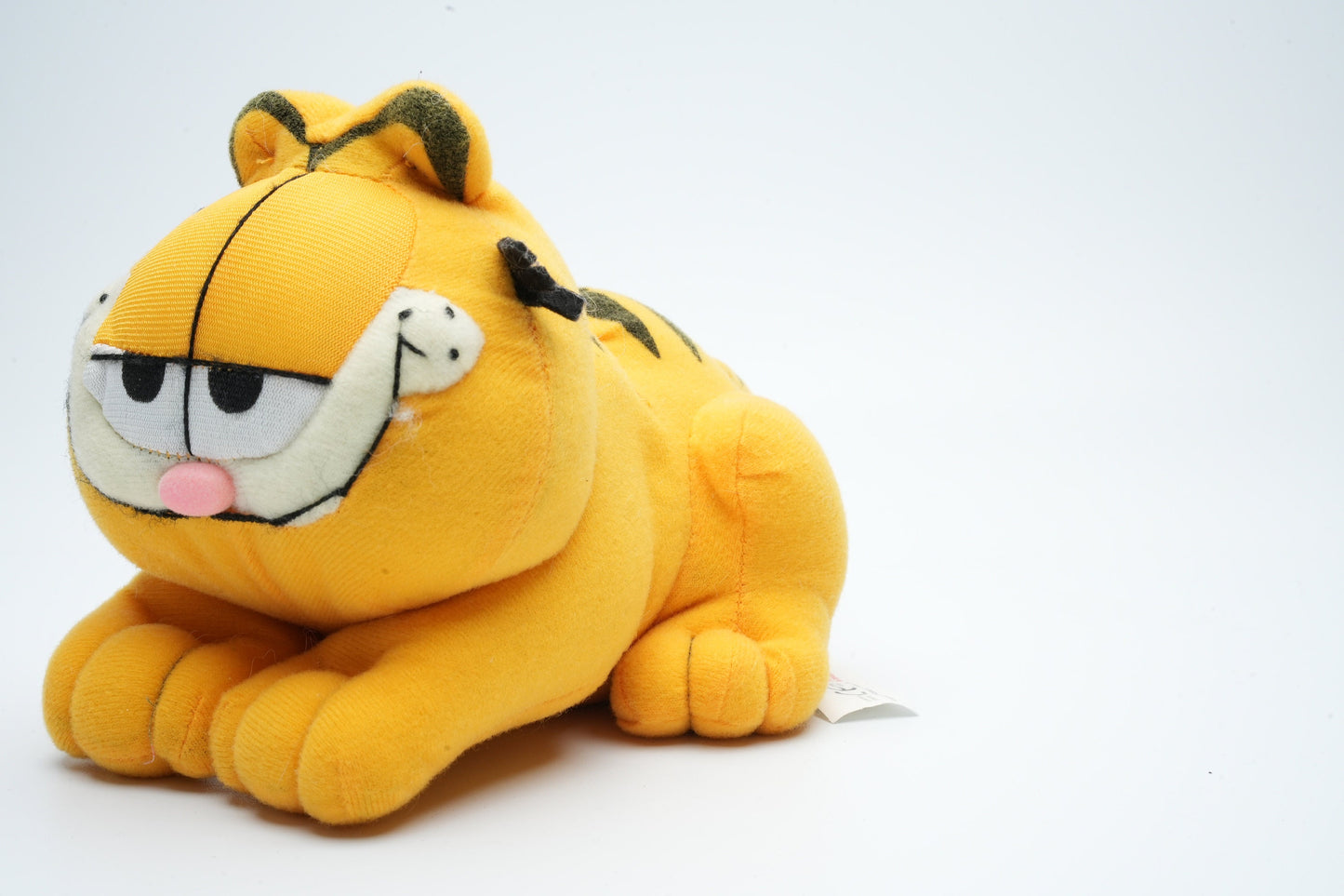 Garfield die ligt op de grond | schattige Garfield plush