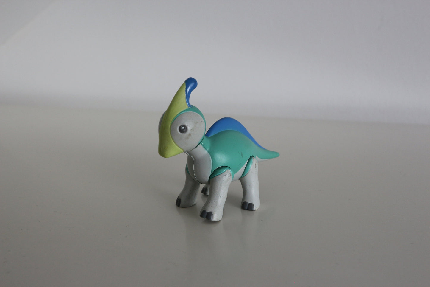 Sega Sunrise Playmates Dinosaur King - PARIJS - speelgoed figuur 2"