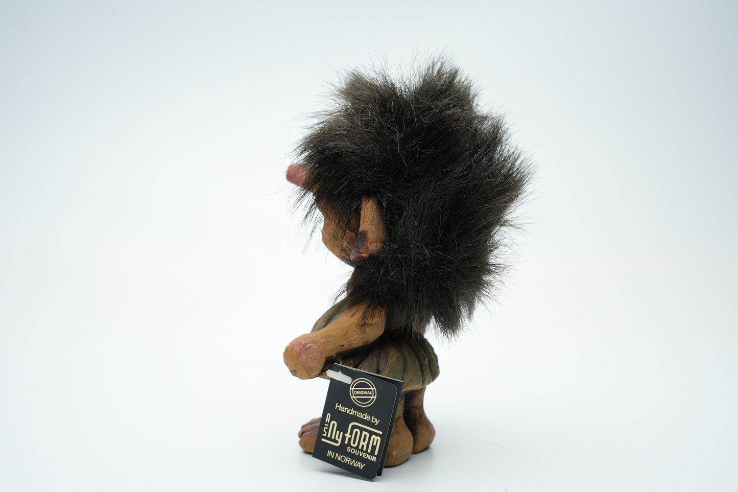 Nyform Troll (Nr. 115) – Handgemaakt Noors Troll Beeldje – 15 cm / 6 inch