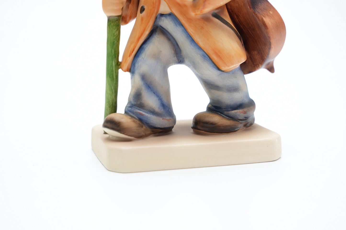 Vintage Hummel Beeldje 'The Returner' - HUM 89 - TMK 6 (14 cm / 5,5 inch)