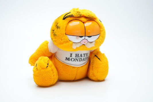 Garfield Knuffel – 18 cm (7,1 inch) – "I Hate Mondays" – United Feature Syndicate