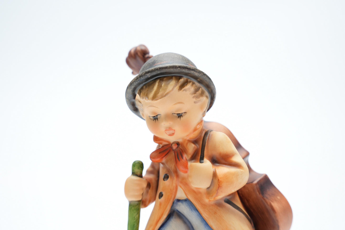 Vintage Hummel Beeldje 'The Returner' - HUM 89 - TMK 6 (14 cm / 5,5 inch)