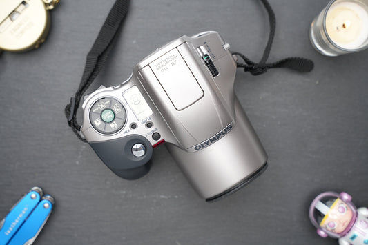 Olympus IS-200 vintage compact autofocus zoom camera