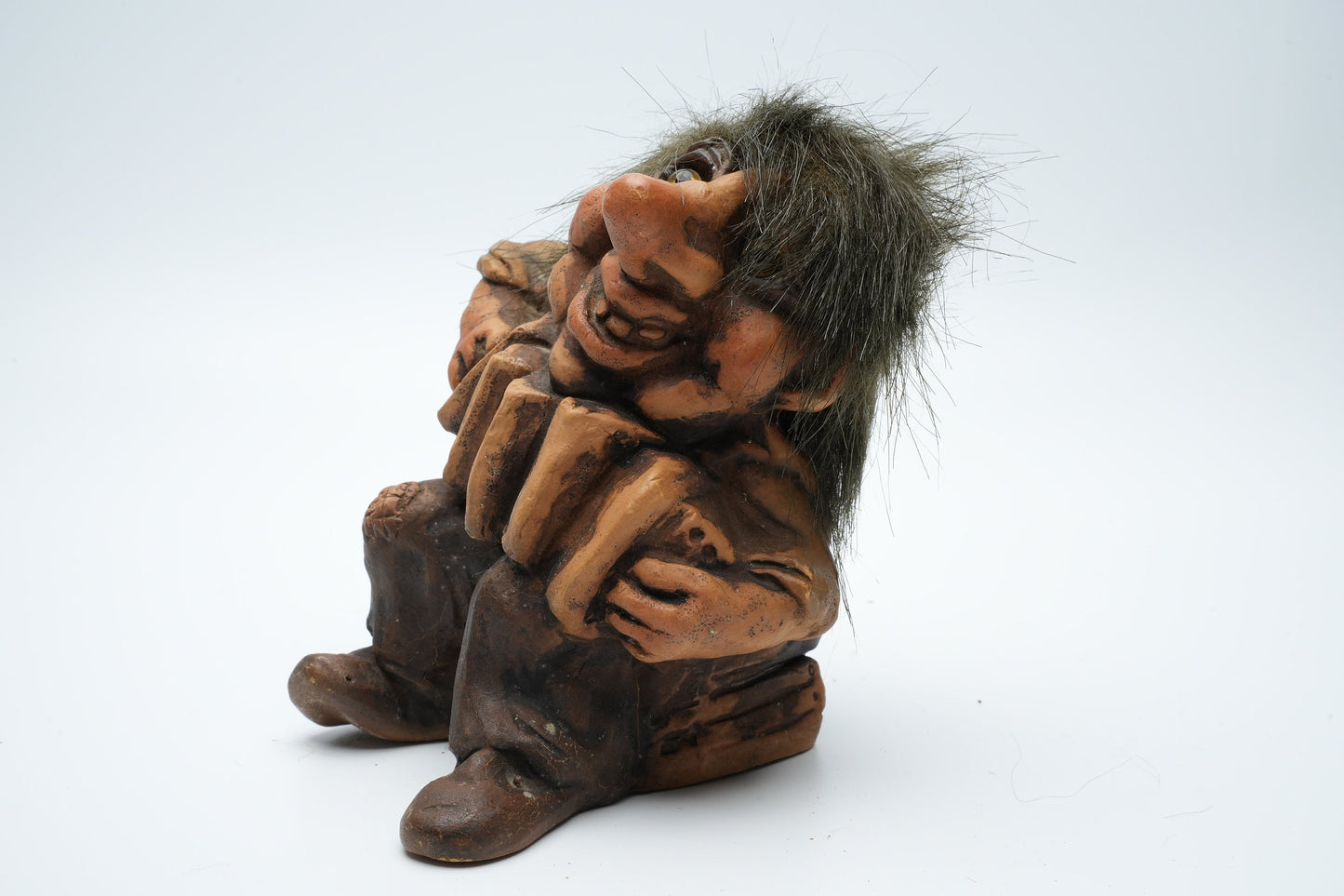 Troll met accordion in handen - vintage Nyform uit Noorwegen - boswezen