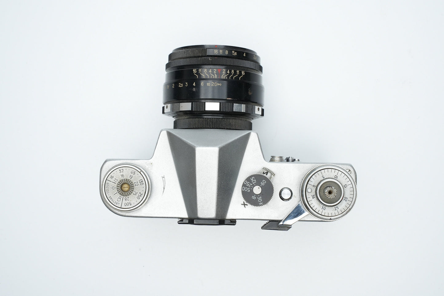 Zenit B - vintage SLR 35mm film camera uit de jaren 70