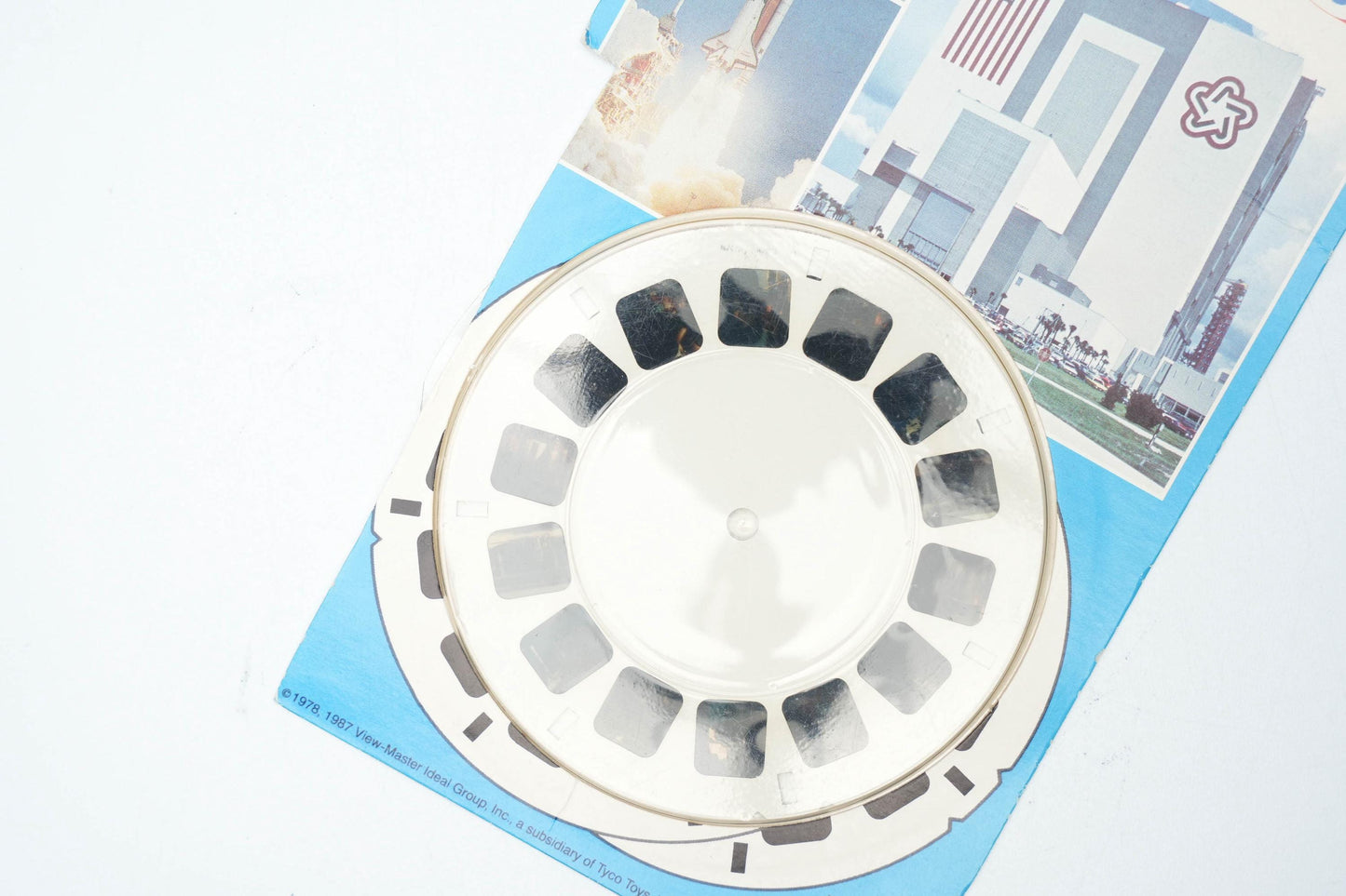 View-Master 3D Tour – NASA Kennedy Space Center’s Spaceport USA (1987) | Origineel Verpakt | Educatief & Retro